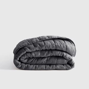 QUINCE European Linen Box Quilt King/Cal King Charcoal 6318